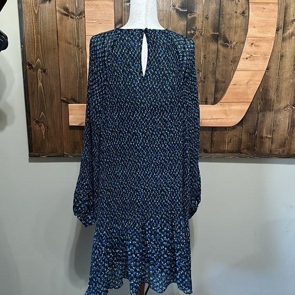 Madewell Crinkle Pleated Georgette Mini Dress in Blue Ditsy Floral - Picture 8 of 13